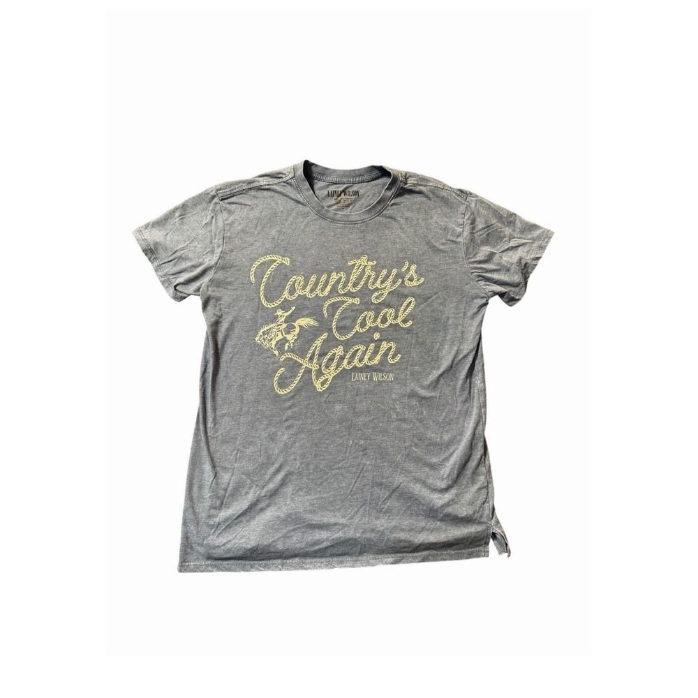 Lainey Wilson "Country's Cool Again" Graphic Tee Size Small